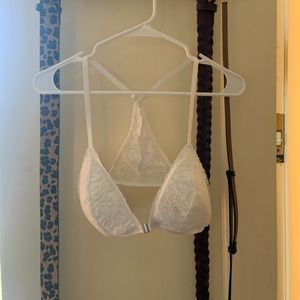 Very pretty white lace bralette
